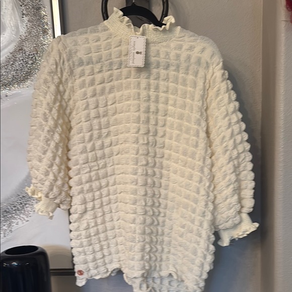 Simply Southern Tops - Nwt Simply Southern Cream Textured Top